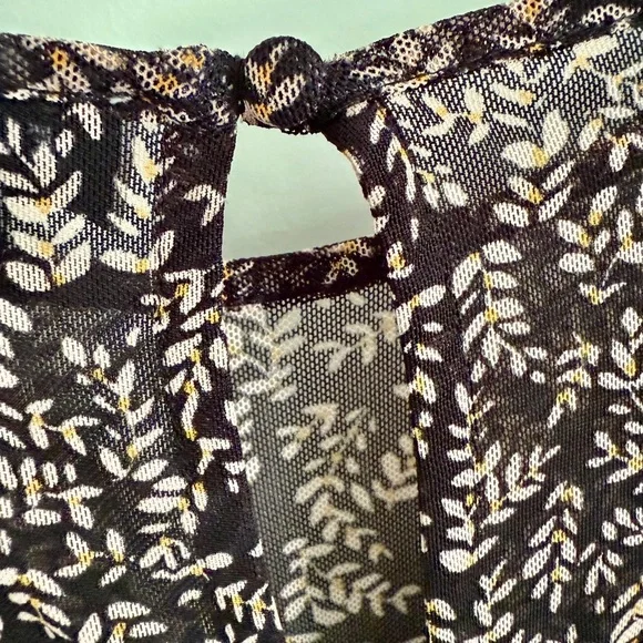 🖤 NEVER WORN! Evereve Black and White Floral Bella Blouse - Picture 4 of 5